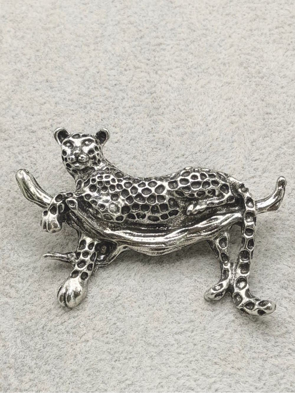 Silver Tone Leopard Brooch